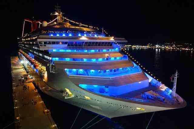 Dinner Cruise